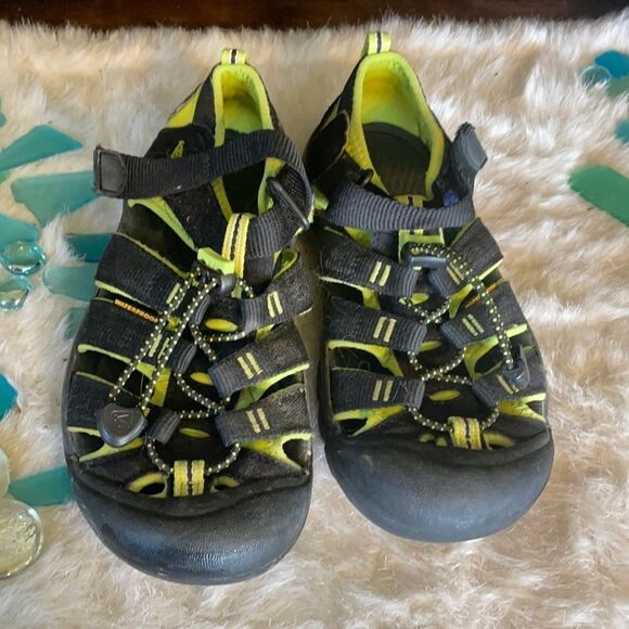Keen shoes 3 (4607) - Picture 1 of 8